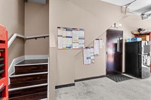 207 N Tarrant Street - Photo 34