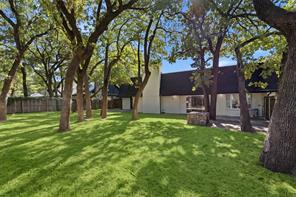 2221 Woodbrook Street - Photo 36
