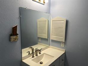 2708 Charter Oak Drive - Photo 8