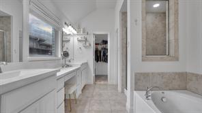 124 Village Creek Drive - Photo 10