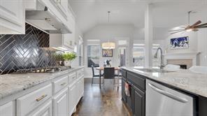 124 Village Creek Drive - Photo 7