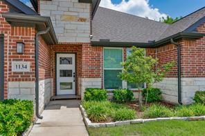 1134 Vintage Avenue - Photo 3