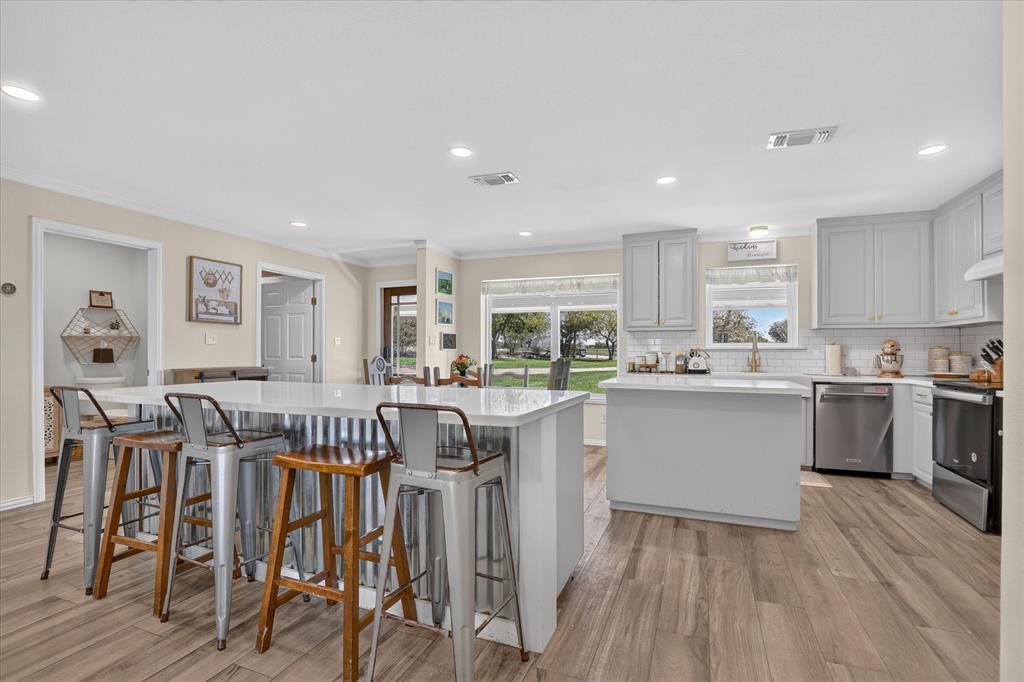 7600 Clearview Hills Court - Photo 10