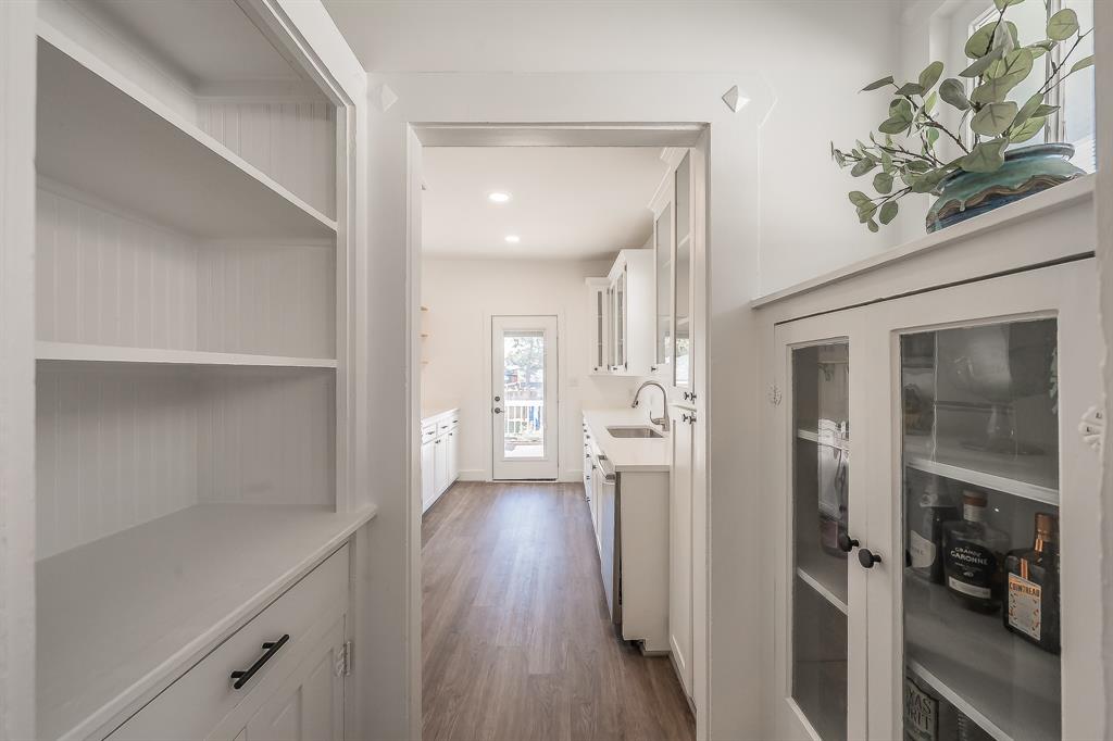 1928 Fairmount Avenue - Photo 11
