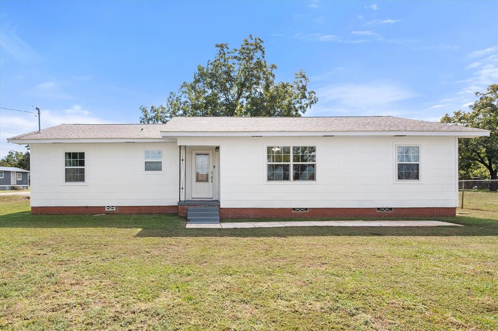 405 Moody Street - Photo 1