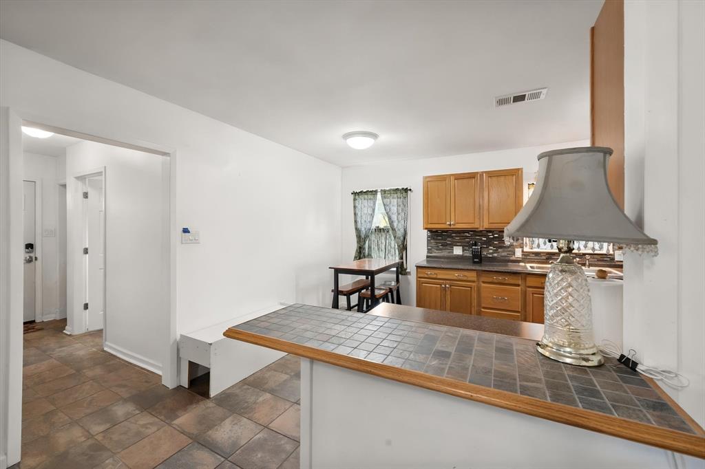 405 Moody Street - Photo 16