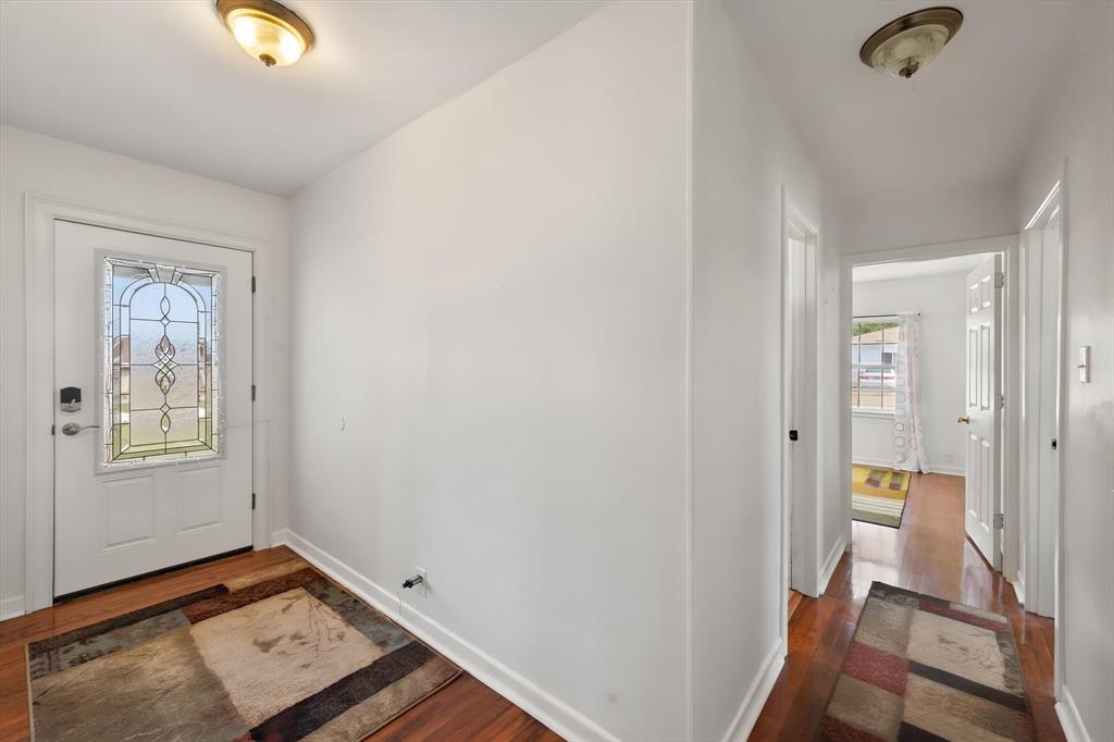 405 Moody Street - Photo 3