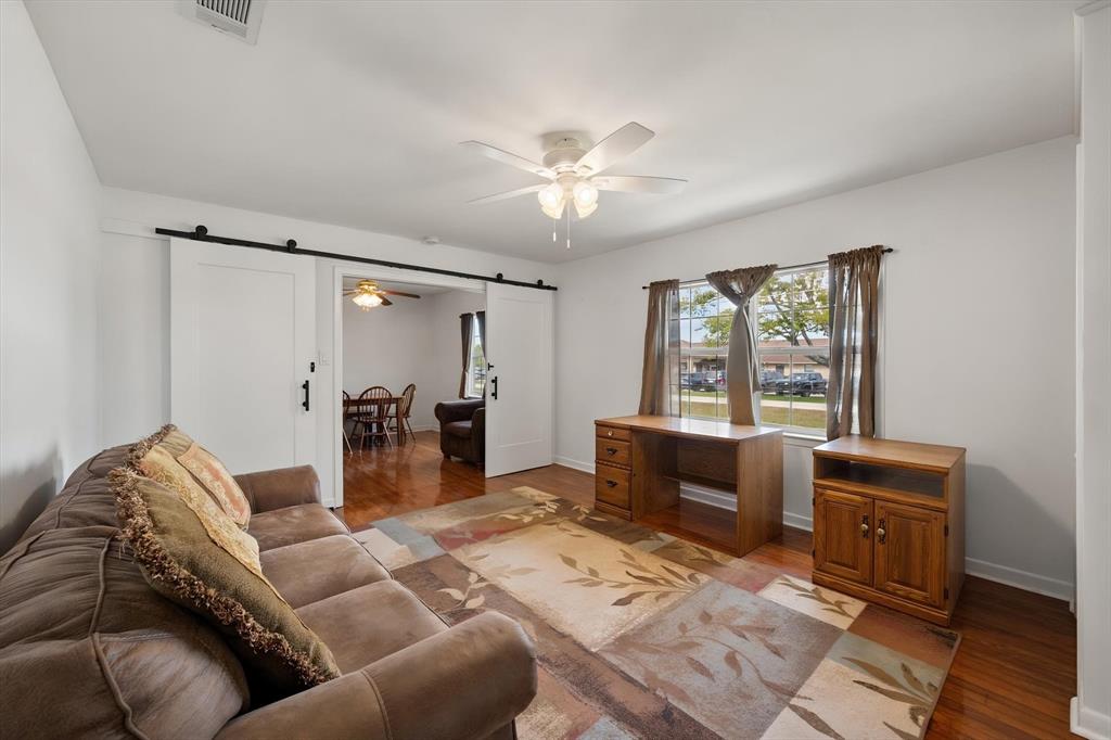405 Moody Street - Photo 6