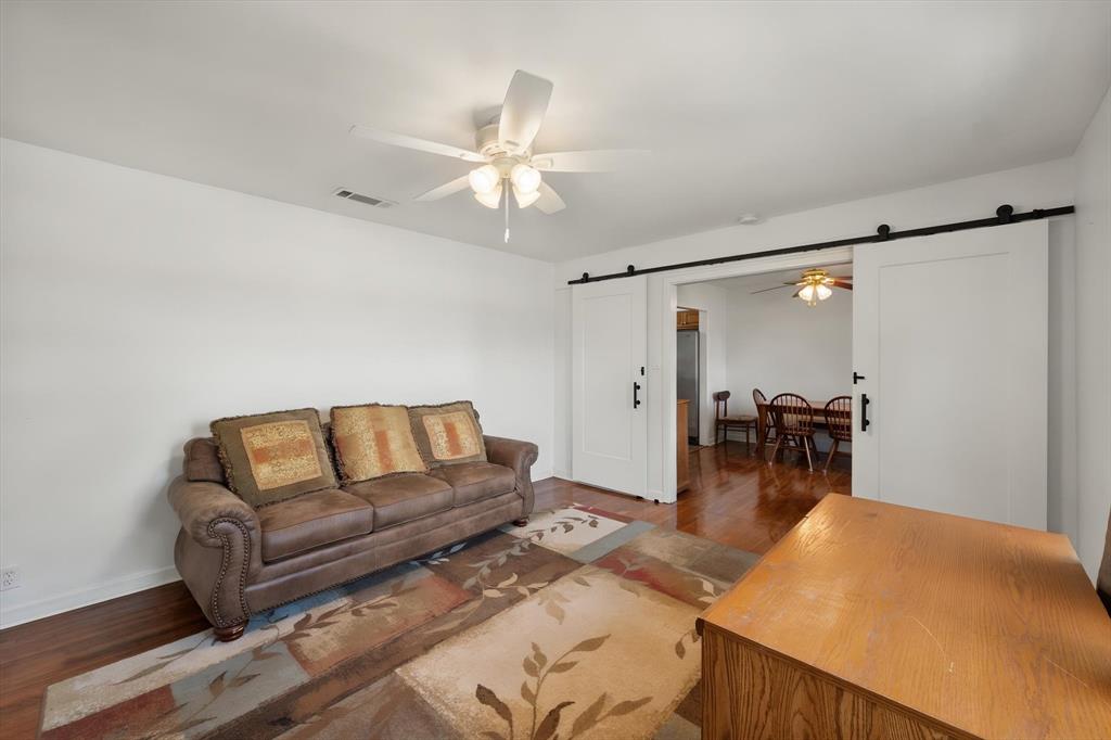 405 Moody Street - Photo 7