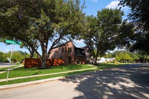 3507 Warick Drive - Photo 2
