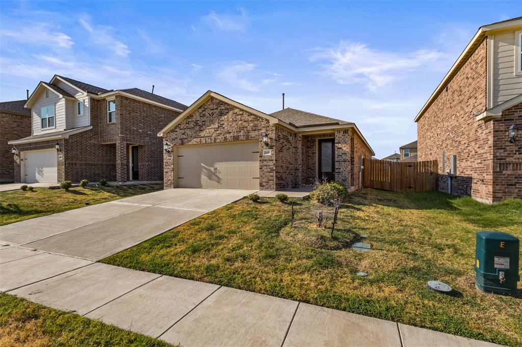 1110 Ginsburg Lane - Photo 3