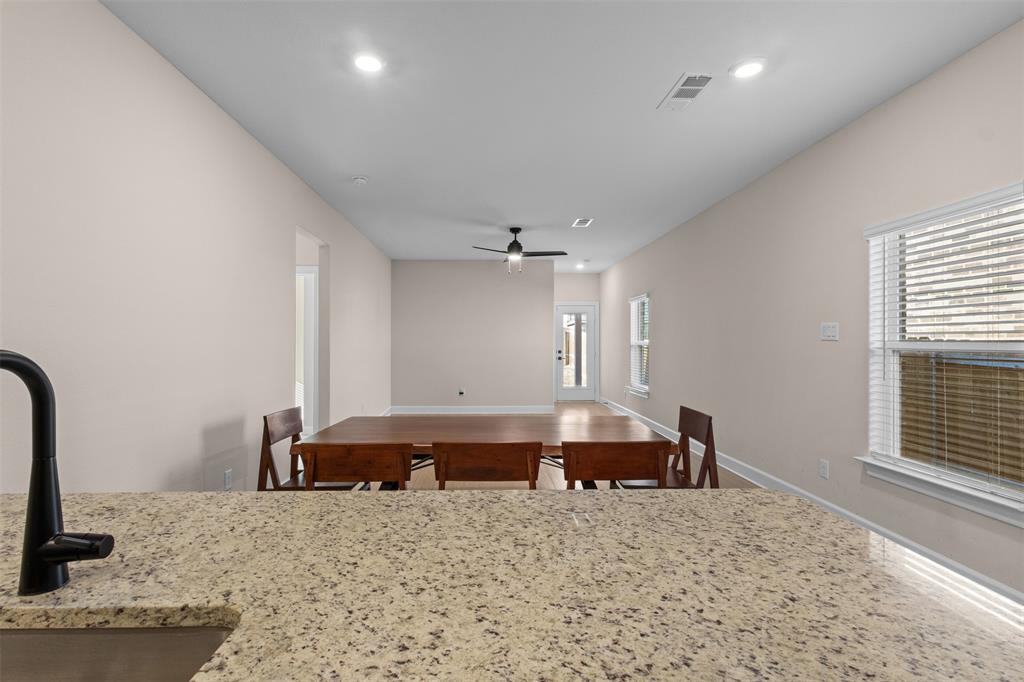 1110 Ginsburg Lane - Photo 9