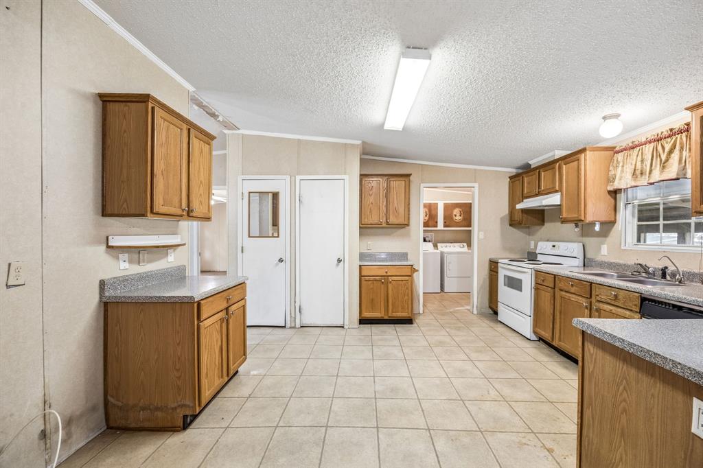 7018 Post Oak Drive - Photo 6