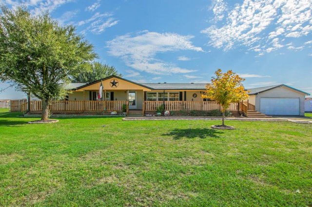 153 Golden Coast Circle