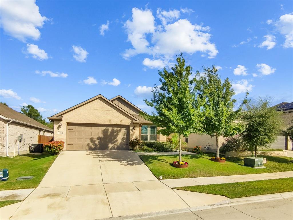 6212 Thunderwing Drive - Photo 2