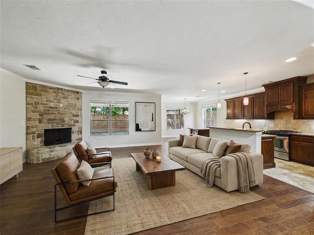2229 Moonlight Bay - Photo 2