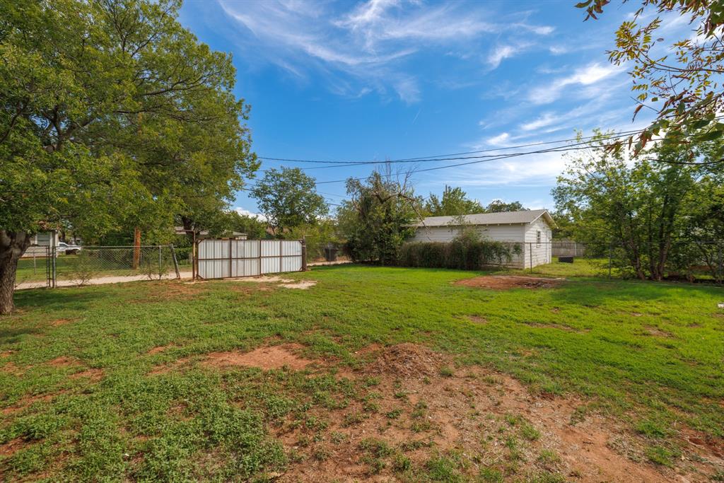 1757 Briarwood Street - Photo 29