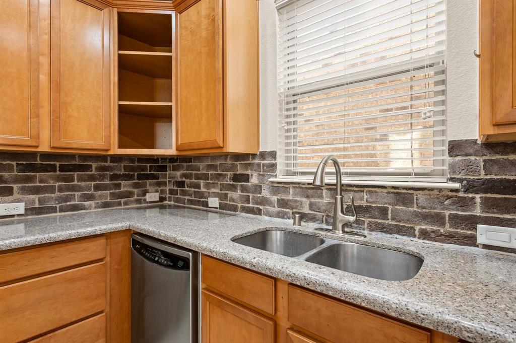 1712 Coronado Street - Photo 11