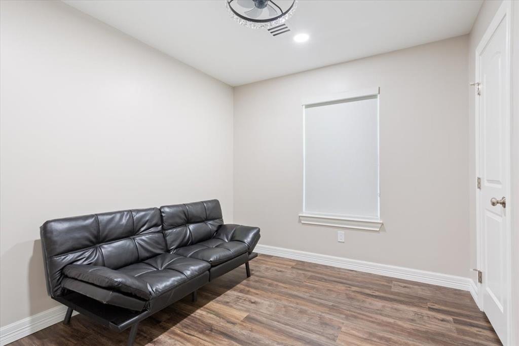 1201 Forrest Street - Photo 13