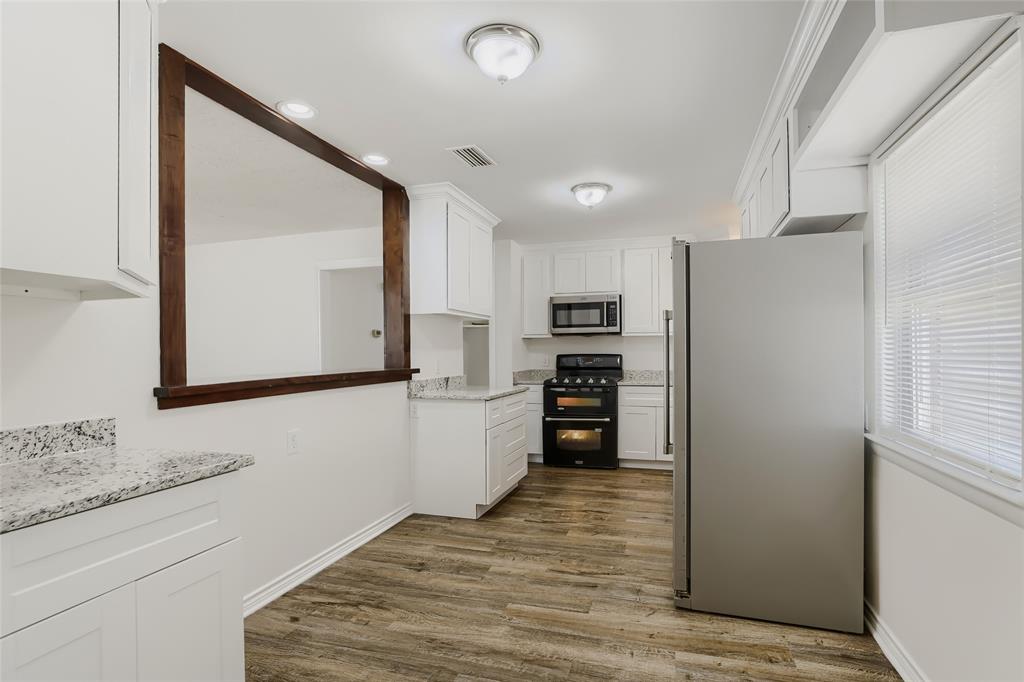 2609 Harvard Street N - Photo 10