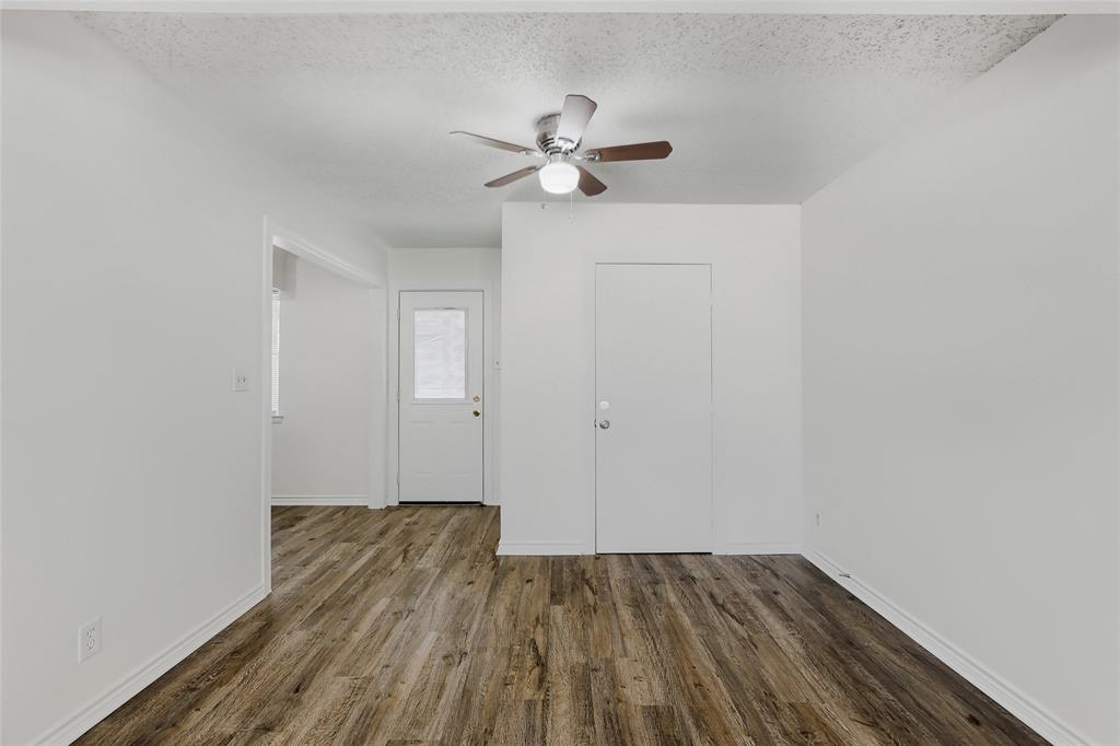 2609 Harvard Street N - Photo 9