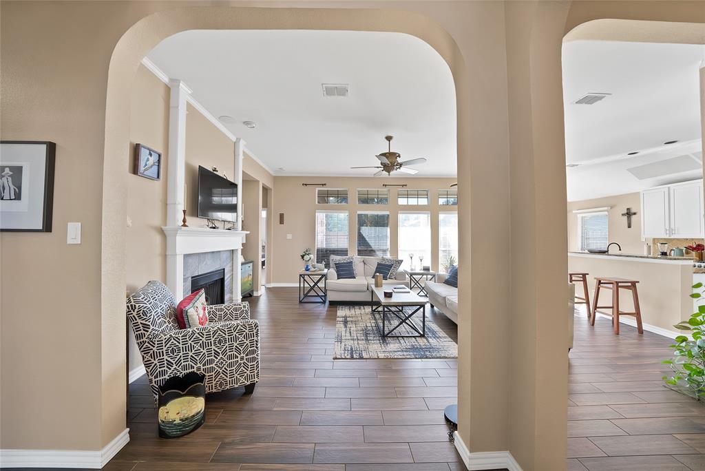 5128 White Sands Drive - Photo 8