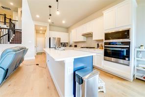 707 Gatecrest Drive - Photo 8
