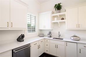 3912 Broadmoor Way - Photo 17