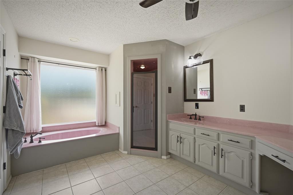 501 N Van Zandt Street - Photo 15