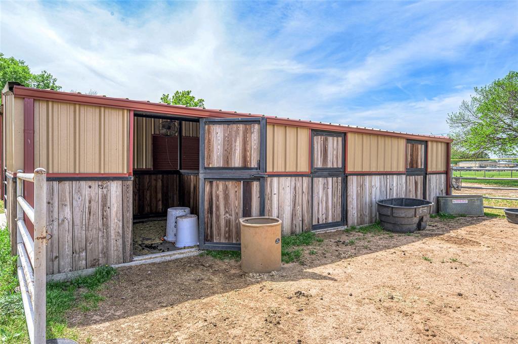 501 N Van Zandt Street - Photo 23