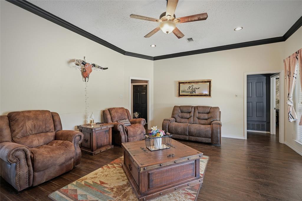 501 N Van Zandt Street - Photo 7