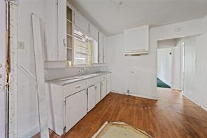2209 Cleveland Avenue - Photo 10