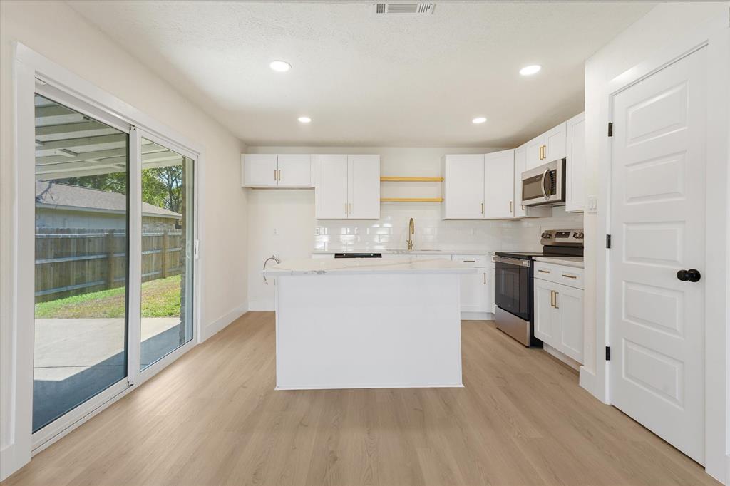 7310 Flameleaf Place - Photo 6