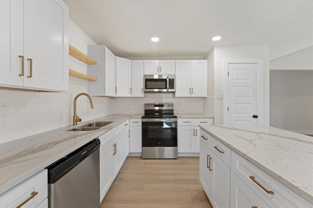 7310 Flameleaf Place - Photo 7