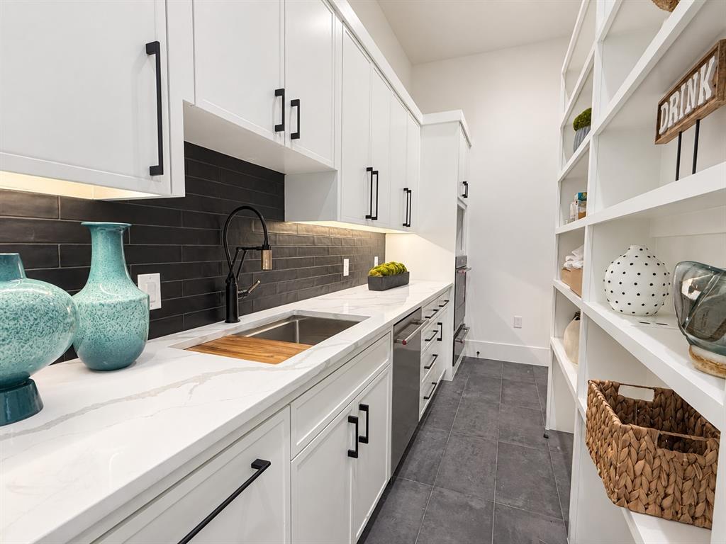 3624 N Fitzhugh Avenue - Photo 8