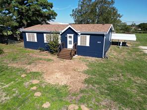 2633 County Road 429 - Photo 2
