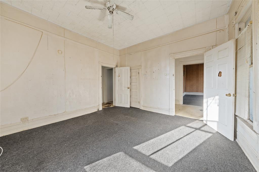 2225 Ross Avenue - Photo 6