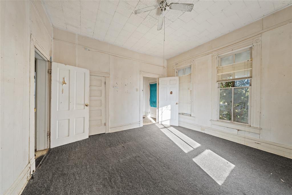 2225 Ross Avenue - Photo 7