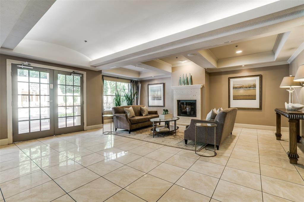 3400 Welborn Street - Photo 4