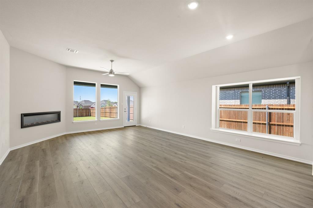 2212 Castle Rock Lane - Photo 3