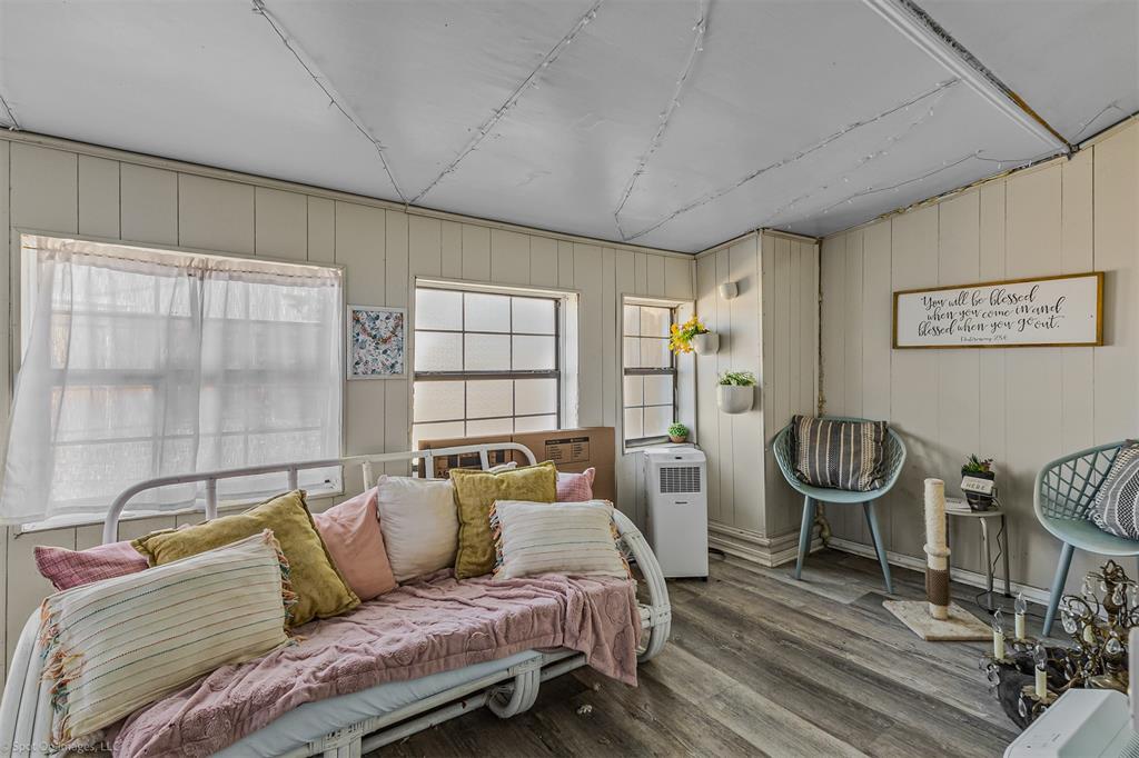 501 Hunters Glen Street - Photo 17
