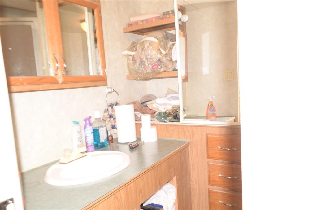 670 Private Road - Photo 10