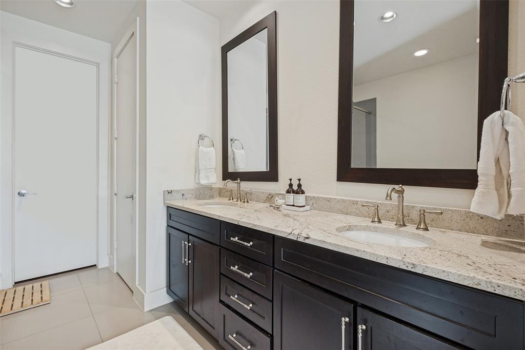 4211 Rawlins Street - Photo 9
