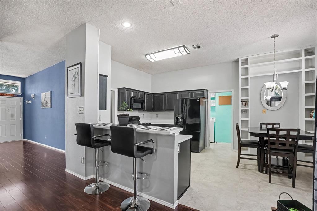 805 Nafus Street - Photo 10