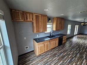 1413 Las Palmas Circle - Photo 8