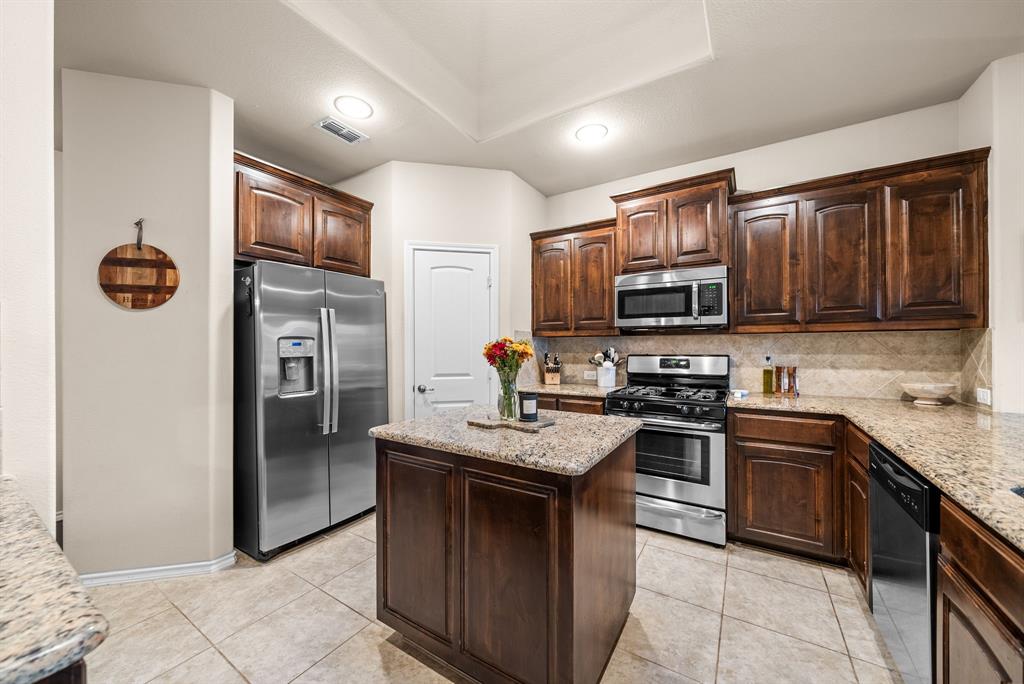 5825 Glenwood Drive - Photo 9