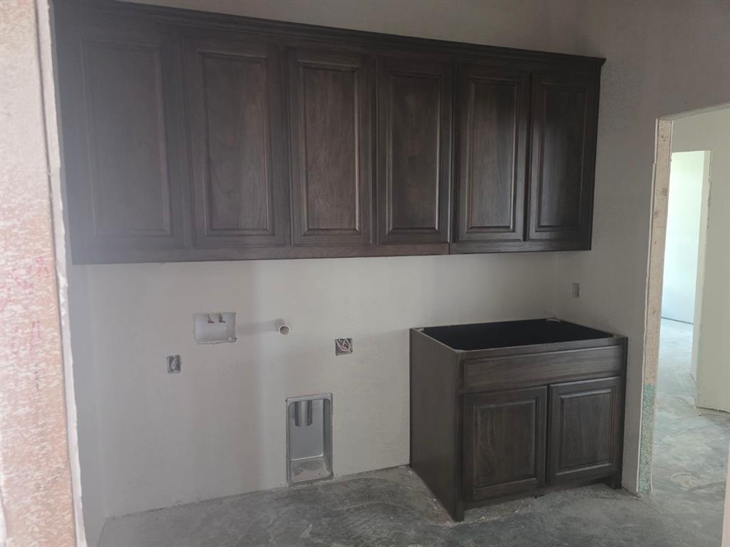 512 Mitchell Boulevard - Photo 11