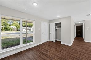 1026 Quebec Drive - Photo 18