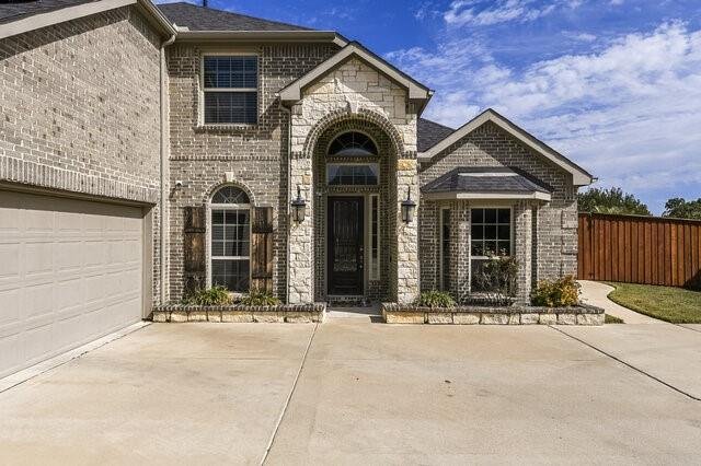 909 Heath Creek Drive