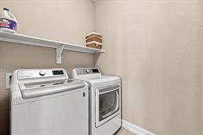 965 Memorial Drive - Photo 24